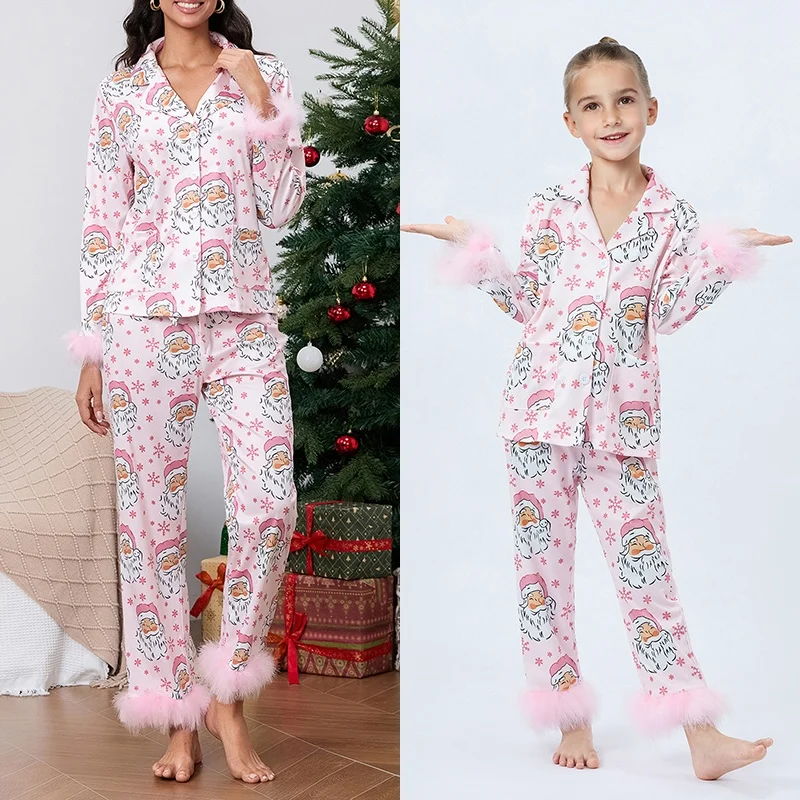 thumbnail image 2 of Conjunto de pijama a juego para el día de San Valentín para mamá y yo, pijama navideño con ribete de piel de plumas, ropa de dormir de satén de seda para madre e hija, 2 of 5
