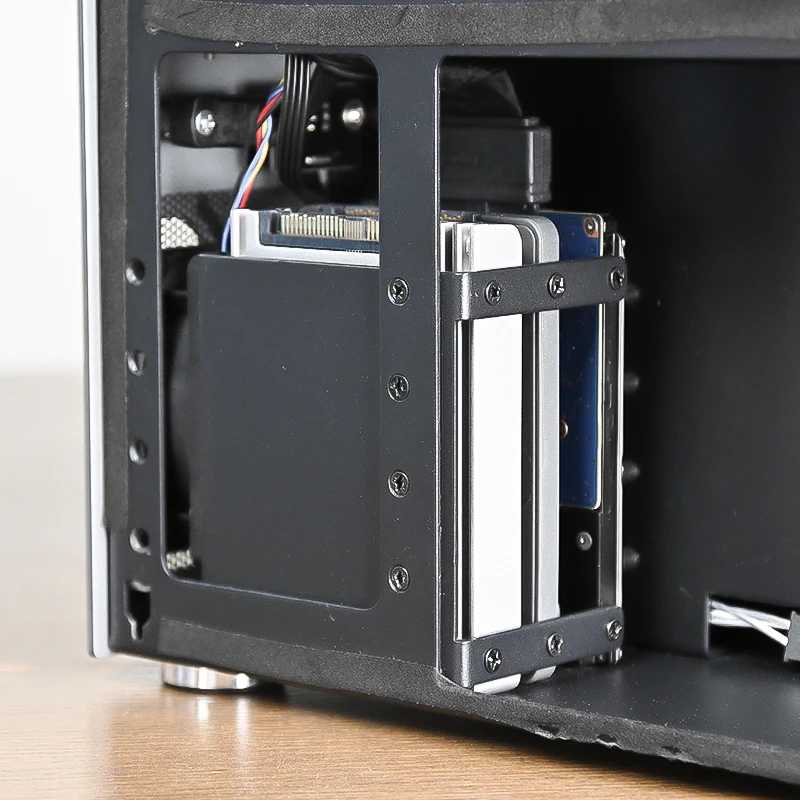 Centaur 2.5-inch Disk Stand 7025 Fan 3-Disk Position U2 Active Cooling DLC