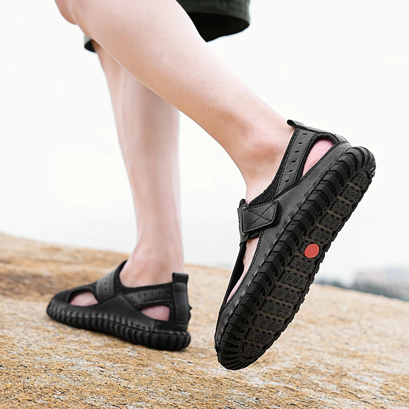 Summer Men Sandals Genuine Leather Mens Casual Shoes Outdoor Men Leather Sandals for Beach Shoes Roman mens
