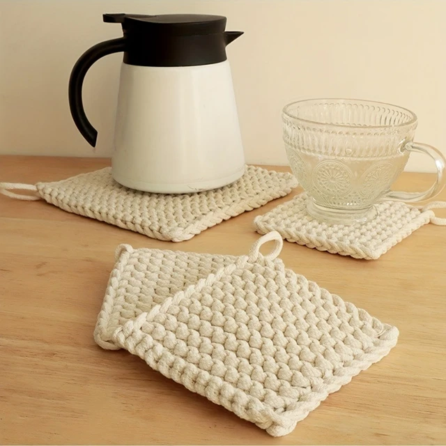 Handmade Knitted Coaster Set 1