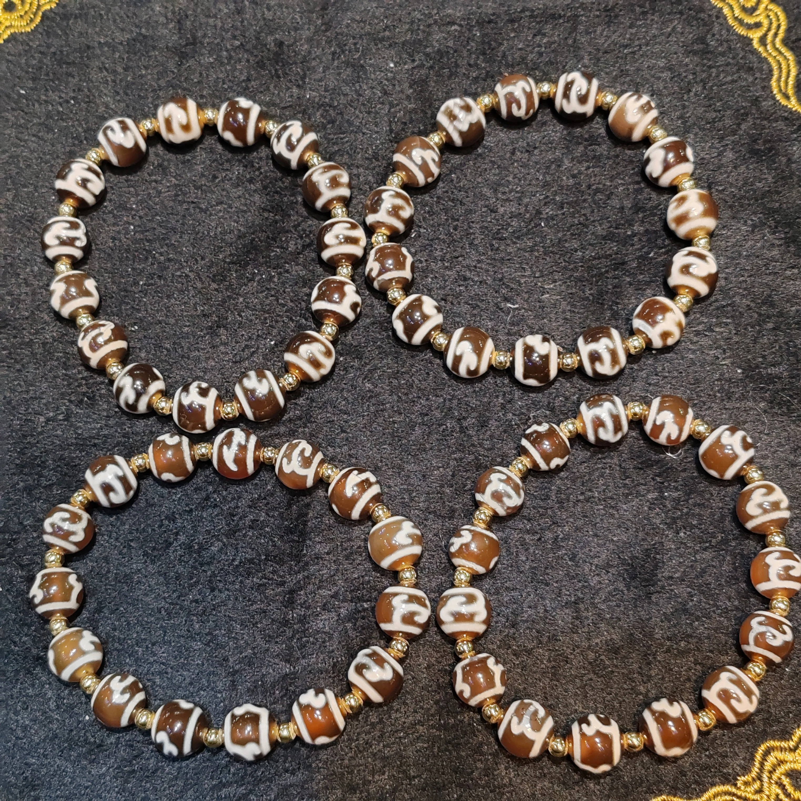 1 Pz/Lotto Naturale Vecchia Agata Piccola Perlina Rotonda Dzi Bracciale Toffee Color Weathering Lines Green Ferry Mother Pattern 11X10Mm Taki