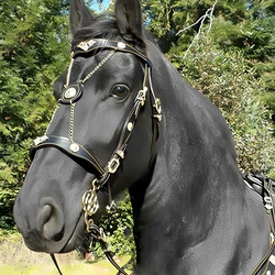 New 1PC Horse Halters And Lead Ropes PU Leather Halter And Lead Ropes Ergonomic Comfortable Unfettered Halters With Metal Buckle