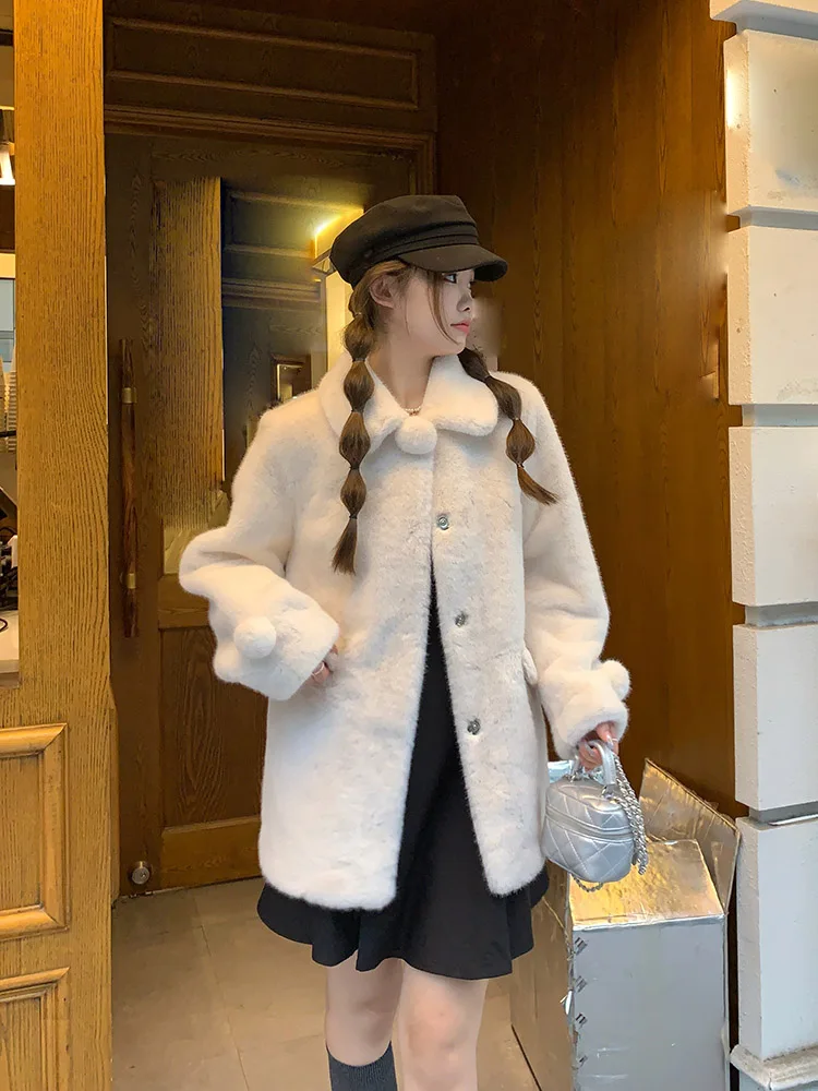 

2023 Women's Clothing Loose Lapels Faux Fur Coat Winter New 9