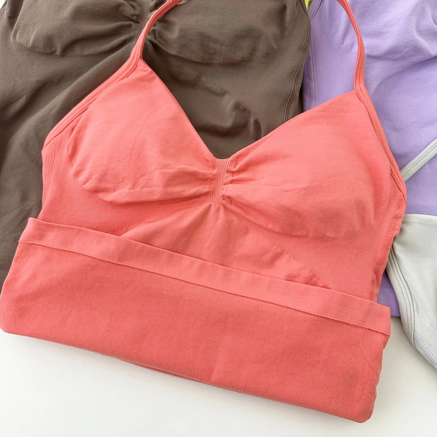 Strappy sportinio viršaus nuotrauka 3