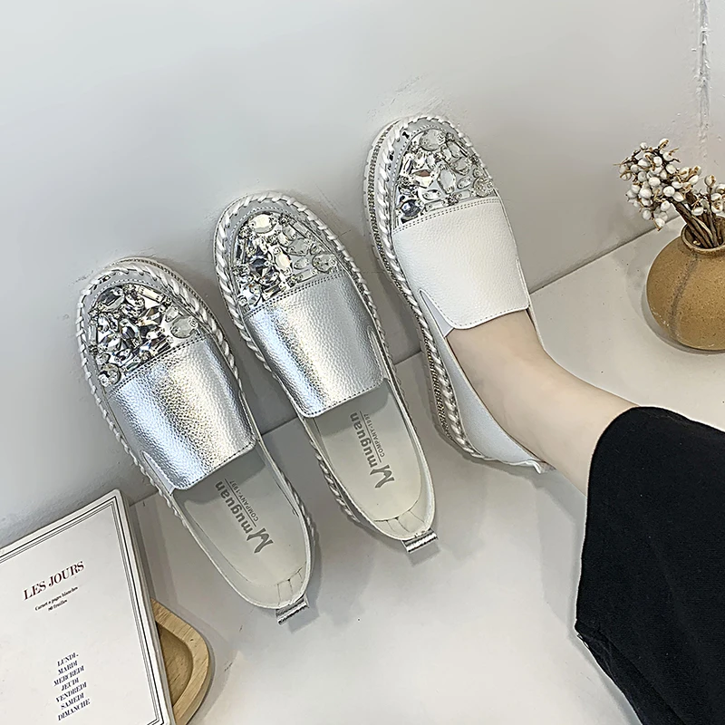 2023 Crystals Round Toe Leather Flats Shoes Women Silver Bling Loafers Couple Platform Shoes Woman Flat With Students Size 43 44
