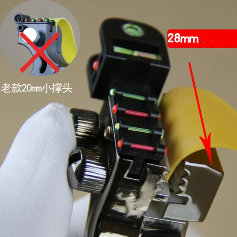 Laser Sighted Slingshot Spirit Level Outdoor Sports Hunting High-power Slingshot Catapult Slingshot Accessories