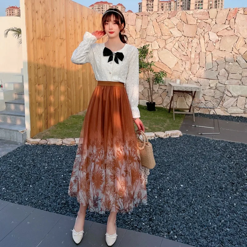 

Elegant Retro Gradient Ink Printing Tulle Pleated Black Long Skirts for Women High Waist Spring Summer Big Swing A Line Skirt
