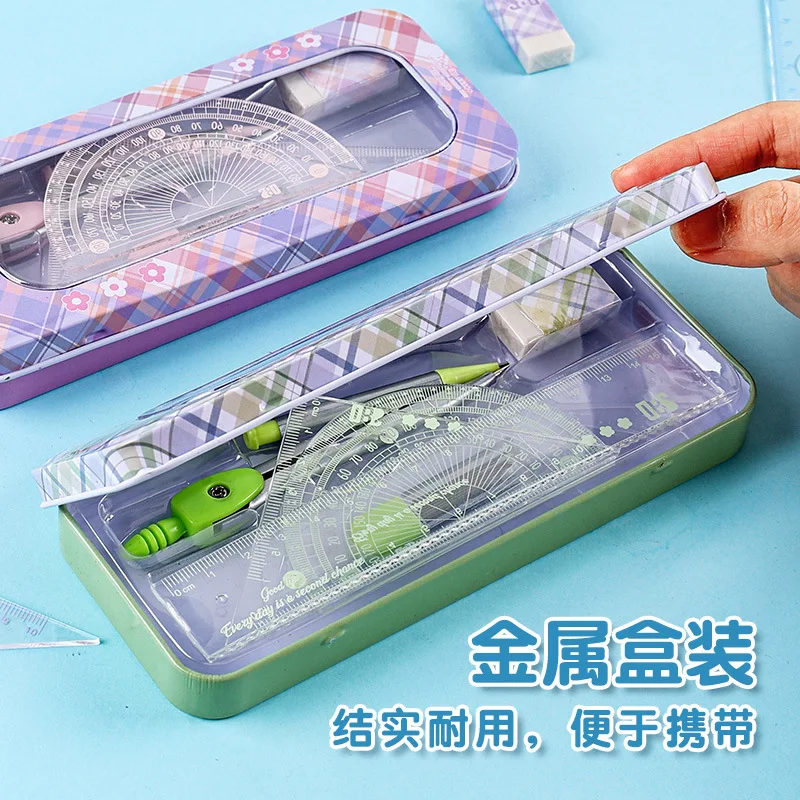 Рисунок 2 - Новый комплект линейки с компасом