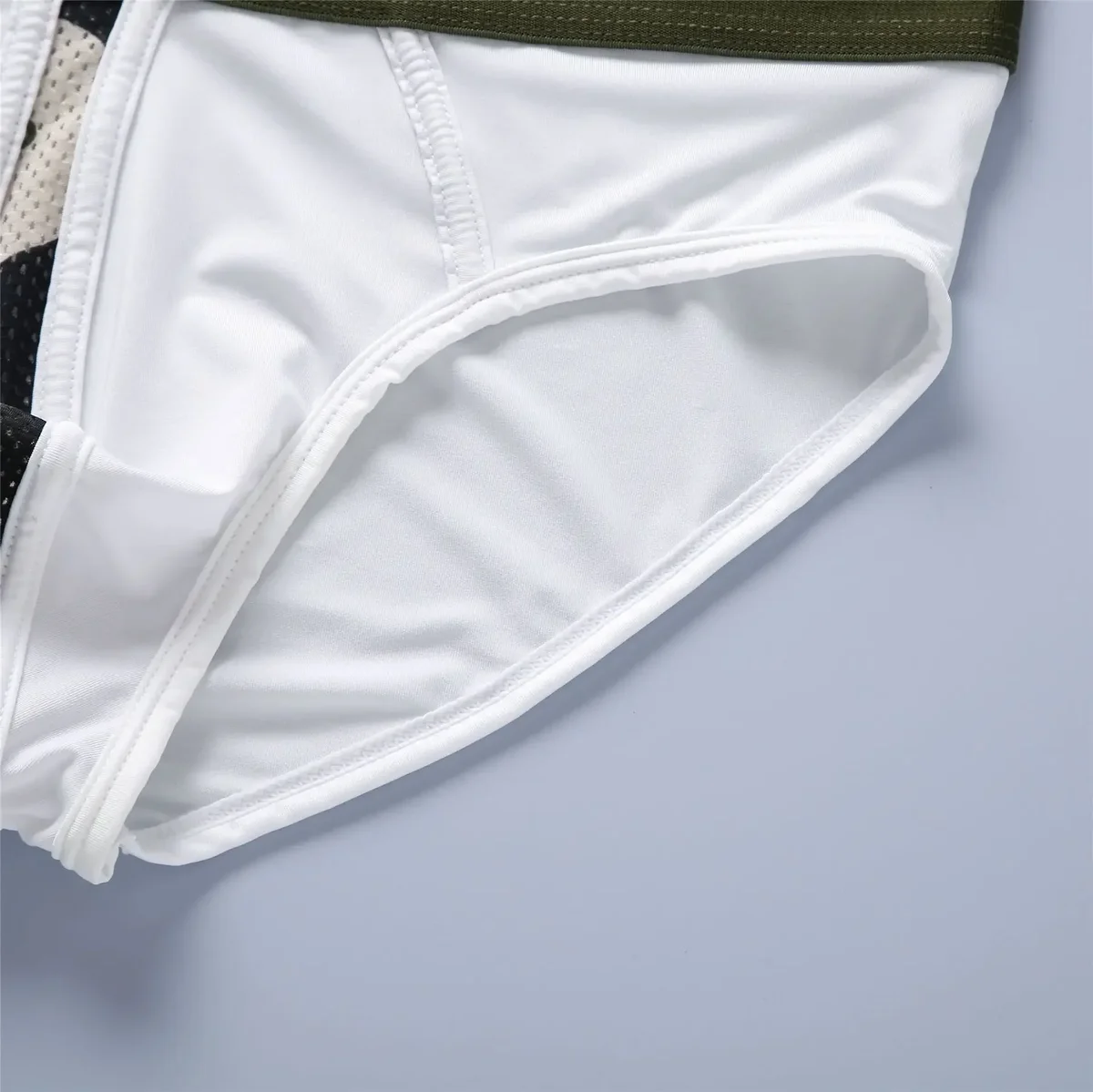 New men's briefs milk silk low waist elastic three-dimensional bag comfortable briefs added — view 4