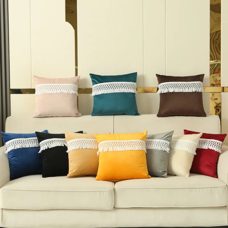 

New Velvet Pompom Ball Tassels Cushion Cover Solid Color Throw Pillow Case For Sofa Home Decor Lumbar Pillowcase 45x45cm