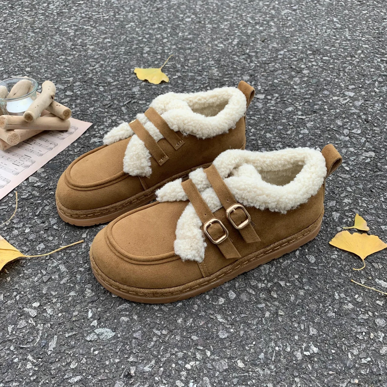 Snow boots Women's 2022 Winter New Style Plush Warm Bread Cotton Shoes Suede Ladies Flat Casual Shoes Loafers