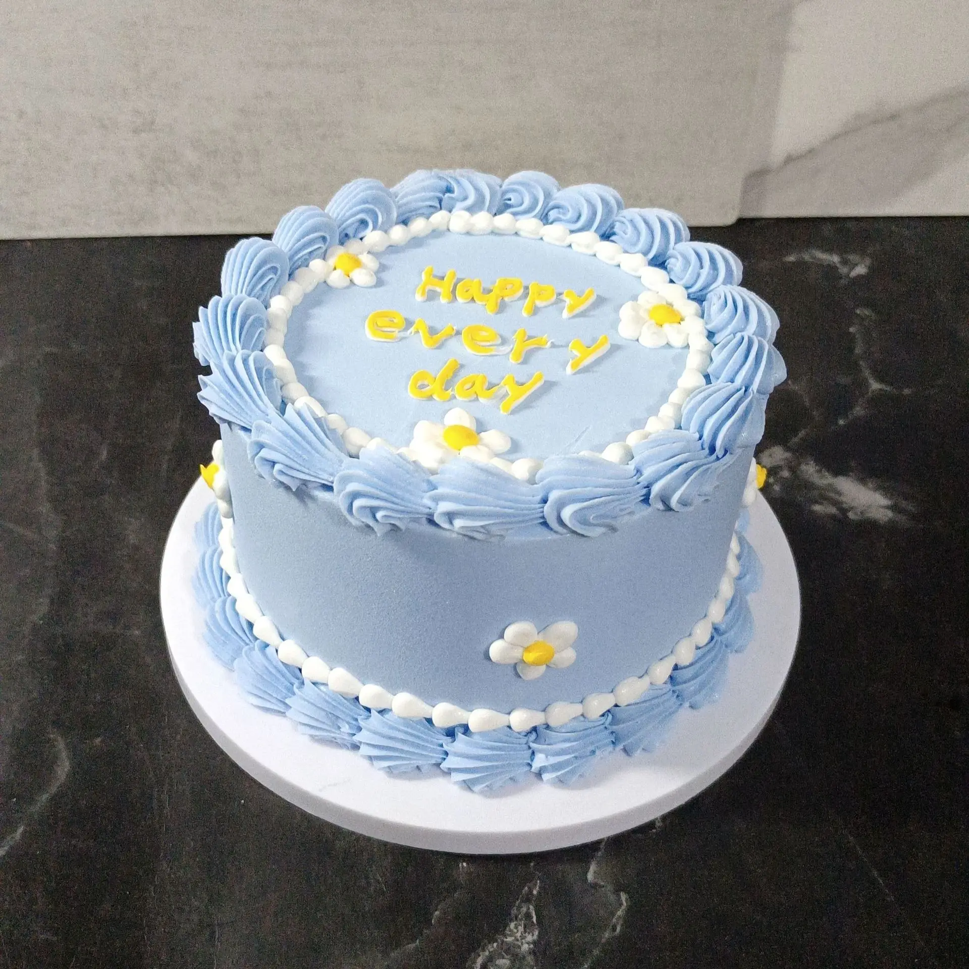 Description Picture 4 of item6 Inch Simulation Cake Model Artificial Plastic Silica Gel Fruit Cake Fake Birthday Cake Dessert Shop Window Display Props Decor