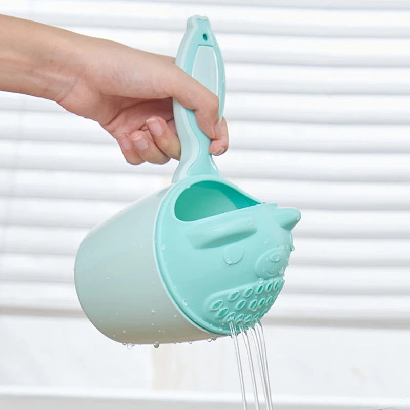 Baby Bath Tool Cartoon Bear Bathing Cup Sprinkler Newborn Toddle Shower Shampoo Bailer