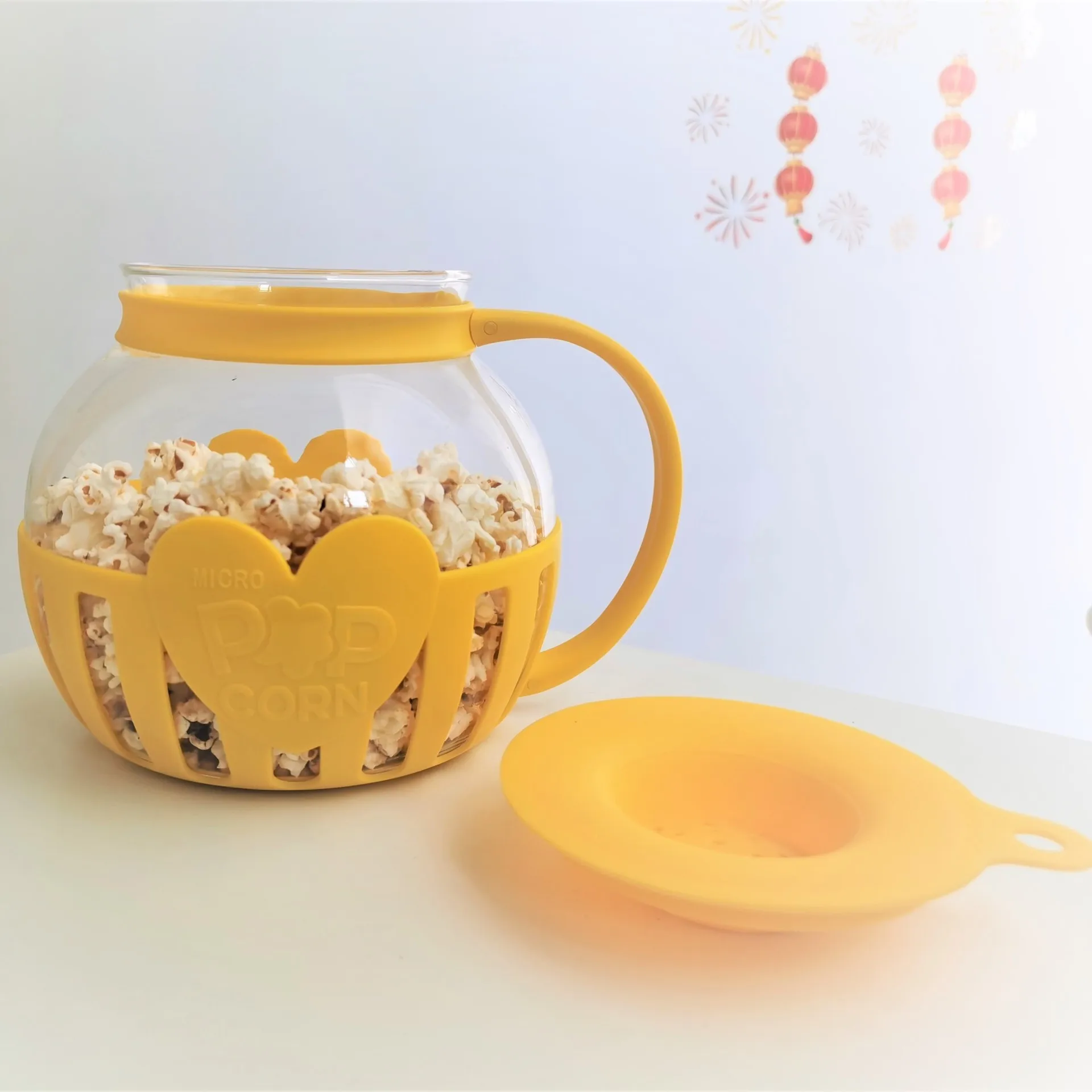 Glass Microwave Popcorn Maker with Dual Function Lid, 3 Qt High Quality