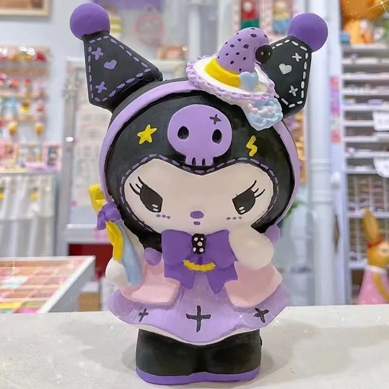 https://ae01.alicdn.com/kf/Sbf4725c1499b4bb193fc74114b39bc27o/Sanrio-Painted-Dolls-Graffiti-Painted-Hello-Kitty-Painted-Cartoon-DIY-Handmade-Toys-Money-Box-Japan-Room.jpg