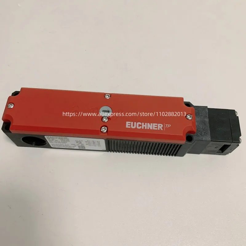 084142TP32131A024MNEWEuchnerTP32131A024MSafetySwitch.jpg