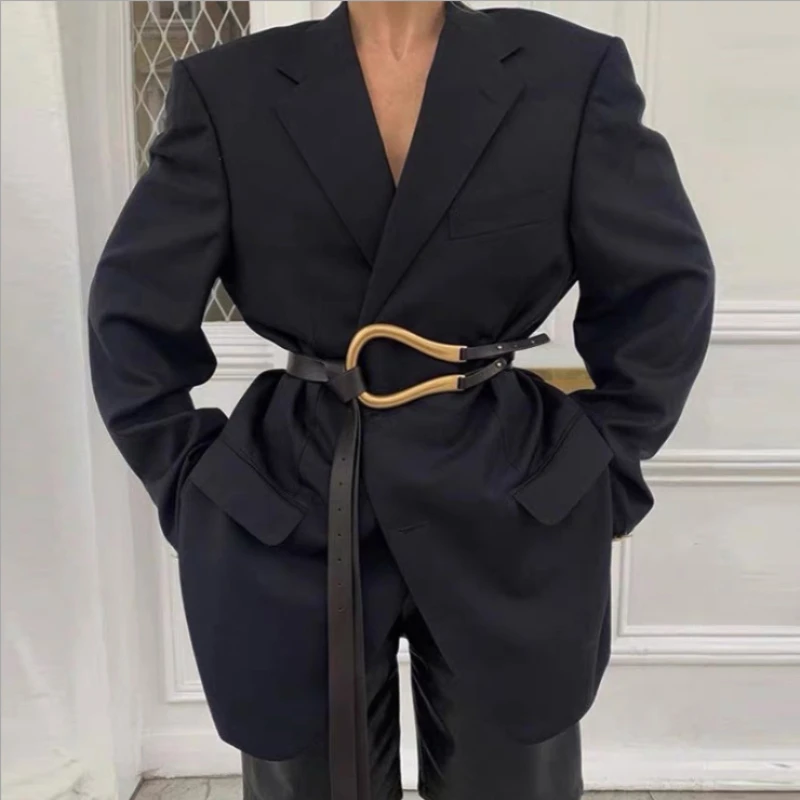 

Wild Ladies Belt Women Belt Light Luxury Personality Curved Metal Horseshoe Buckle Large U-shaped Fashion