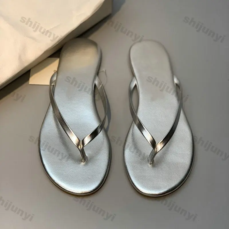 Women's Summer Flip Flops - Comfortable, Breathable, Lightweight Beach Casuals