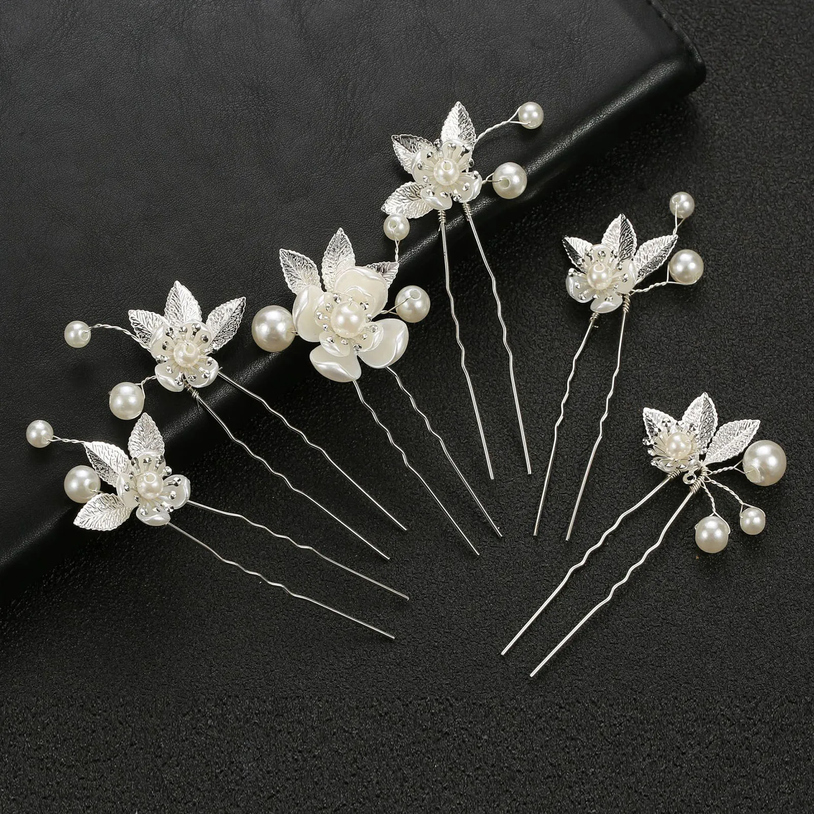 Brides & hairpins ABRIL COMB - STYLE 268 Bridal headpiece, hair accessory with flowers - Double  main image 2