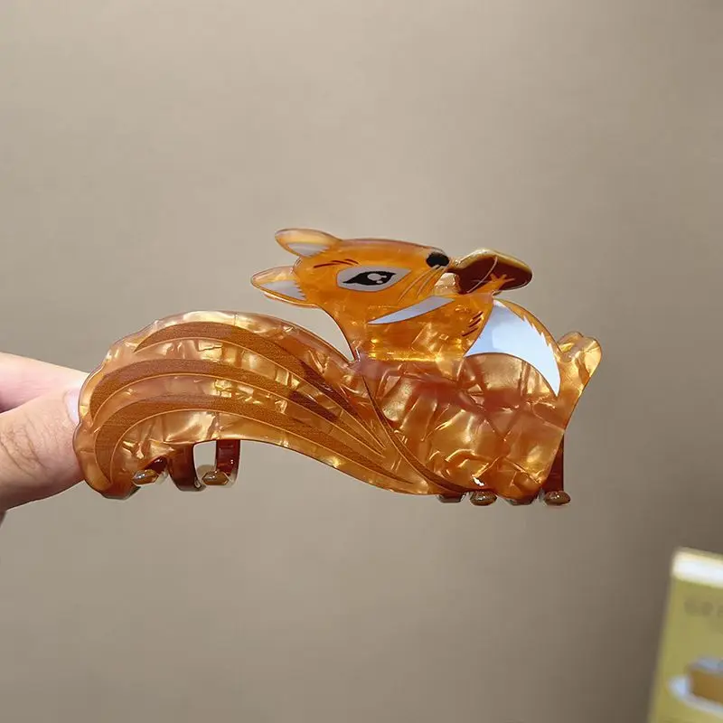 Elegant Acrylic Leaf and Animal Hair Claw Clip