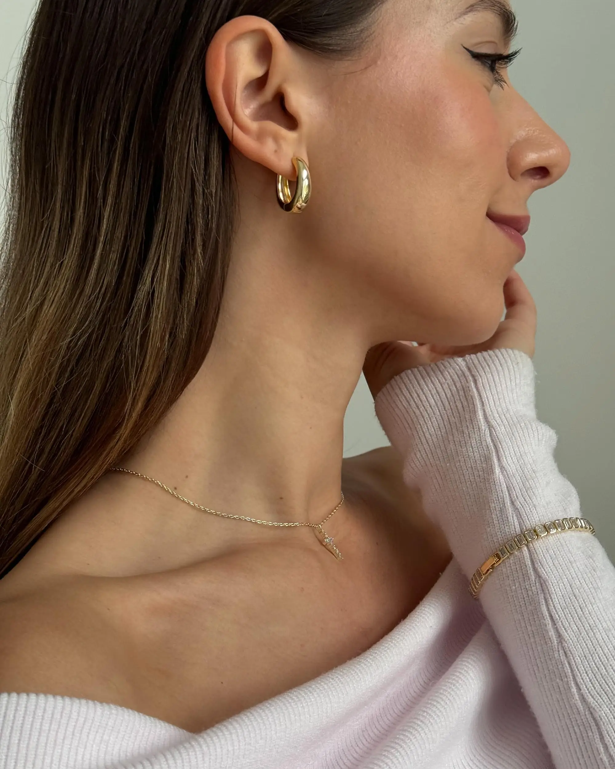 Eavva 14K Gold Plated Small Chunky Hoops Earrings for Women Classic Thick Lightweight Gold Earrings With Sterling Silver Post 6