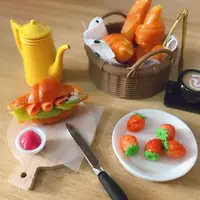 1/6 Scale Dollhouse Miniature Bread Baguette Mini Croissant Coffee Pretend Food for Doll House Kitchen Play Toys Accessories 2