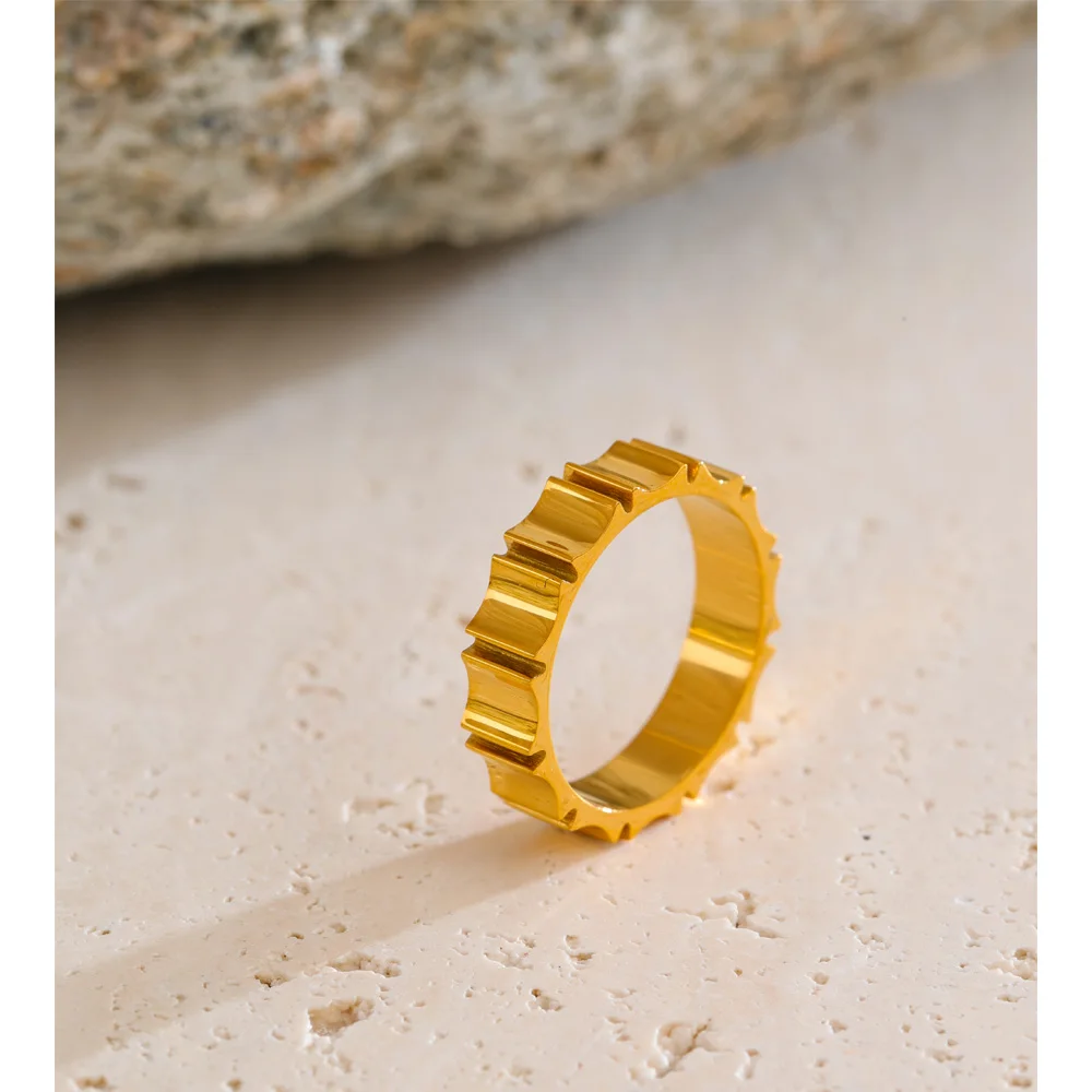 Yhpup Stainless Steel Ring 18K Gold Plated