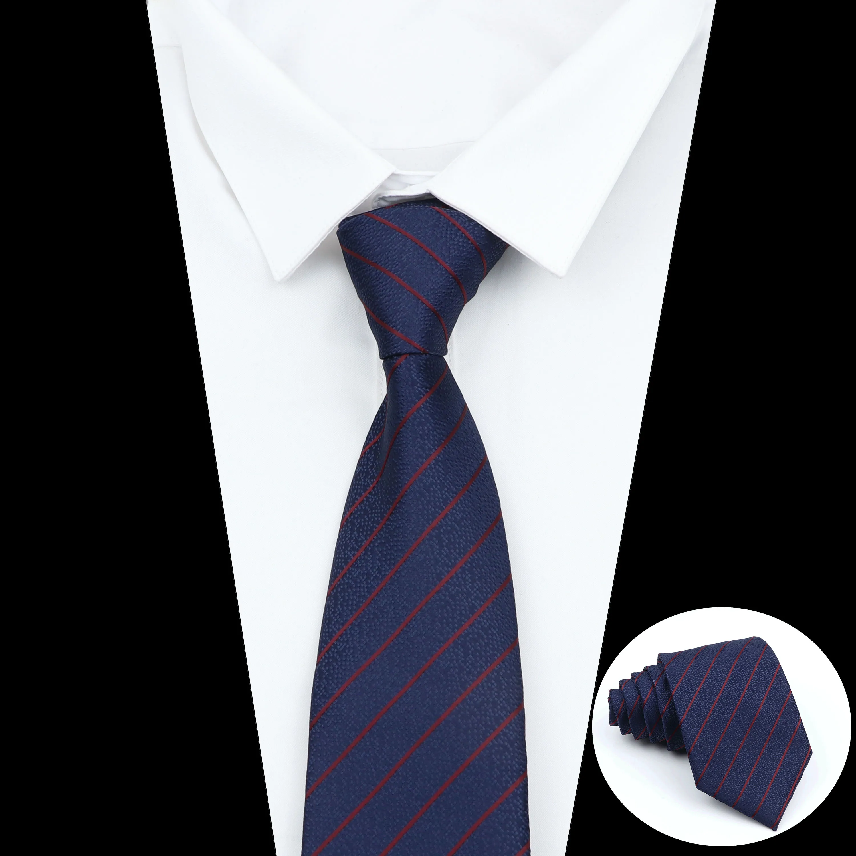 Como Escolher e Usar um Terno Masculino Preto com Gravata Vermelha, image size:3000x3000