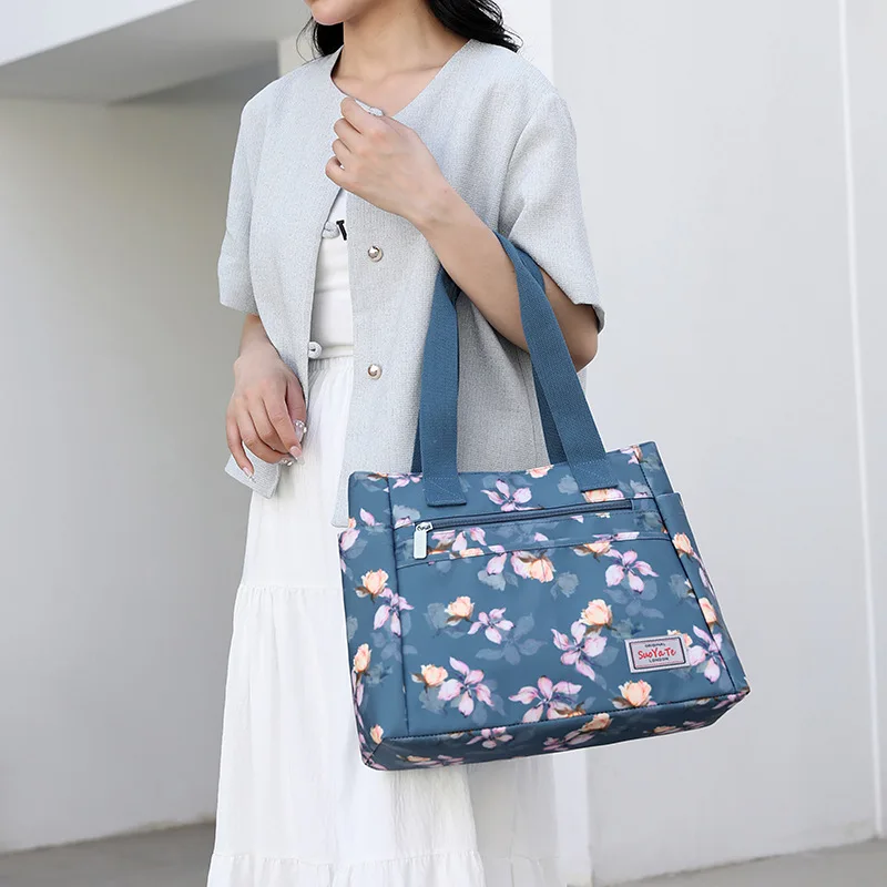 Floral Printing Tote Handbags for Women Nylon Waterproof Large Capacity Shopping Purse Ladies Multi Pocket Zipper Messenger Bags