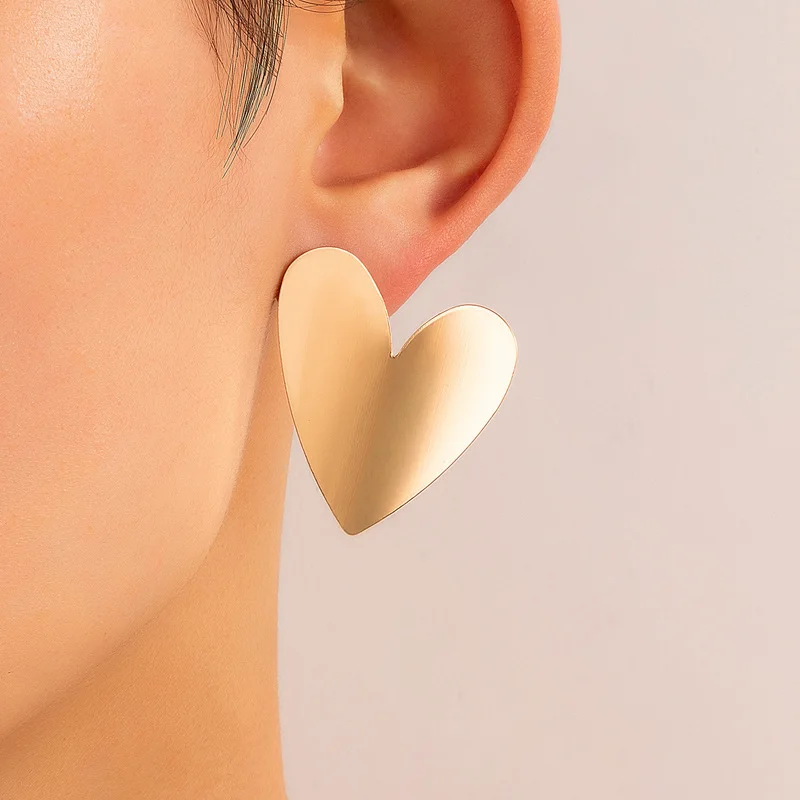 

Gold Color Big Heart Stud Earrings For Women Korean Daily Life Minimalist Piercing Ear Fashion Statement Female Jewelry