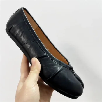 2025 New Pleated Women Ballet Flats Tabi Shoes Casual Slip-on Loafers Ladies Split Toe Leather Espadrilles Zapatillas Mujer 1