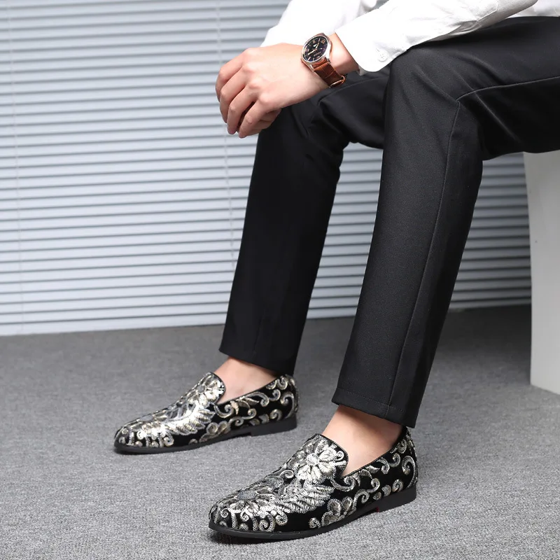 Embroider Men's Dress Shoes Elegant Wedding Loafers Men Coiffeur Men Party Shoes Vintage Formal Male Design Loafers