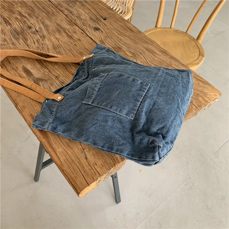 4022