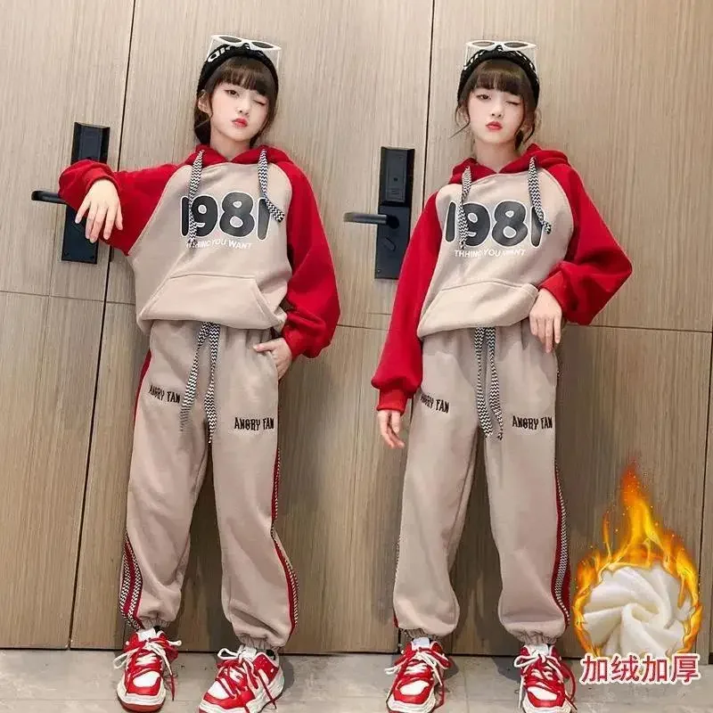 

Корейский утепленный спортивный костюм для девочек-подростков, толстовка с капюшоном и спортивные штаны контрастных цветов для девочек 4-14 лет, Осень-зима 2024