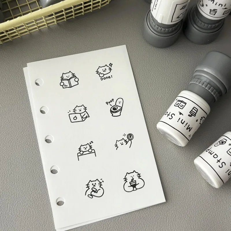 1pc 미니 귀여운 고양이 스탬프 장식 펀치 버튼 학생 저널을위한 높은 외관의 문구류 DIY 스크랩북 수제 공예