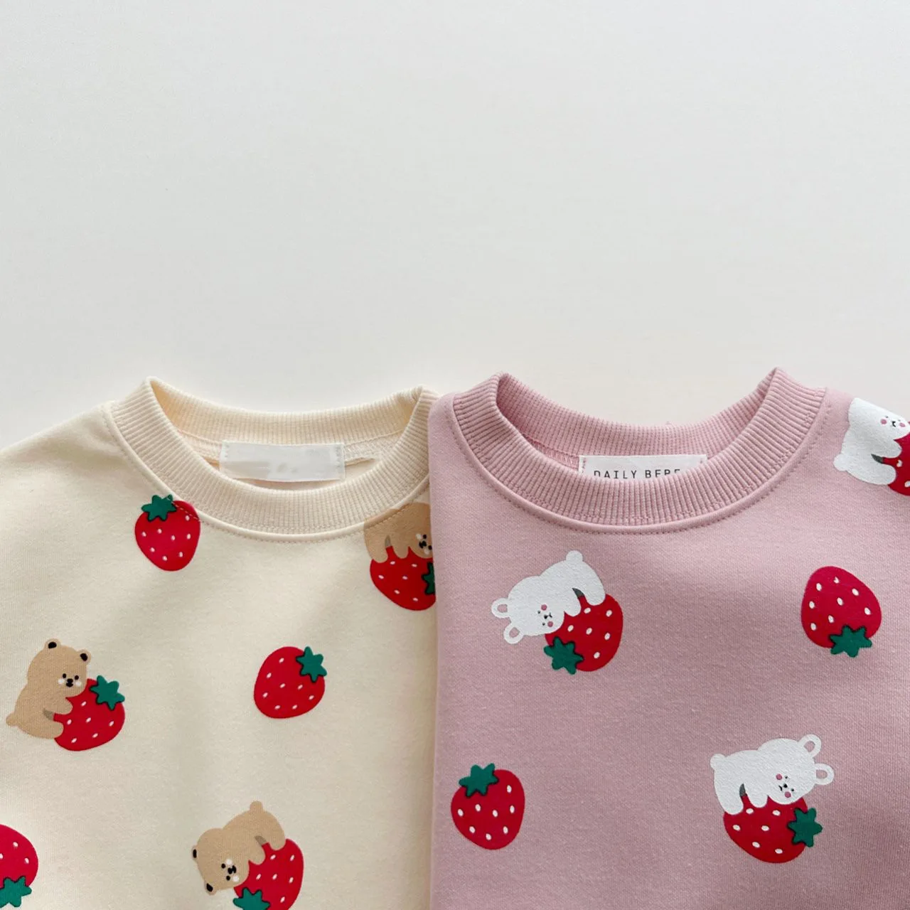 Spring & Autumn Cute Set Baby Girls Fashion Strawberries Pullover Tops + Cotton Sweatpants Boys 2pcs Suit High Quality Tracksuit 5