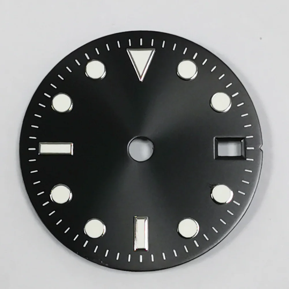 Green Luminous Watch Dial with GMT Four-Hand Design