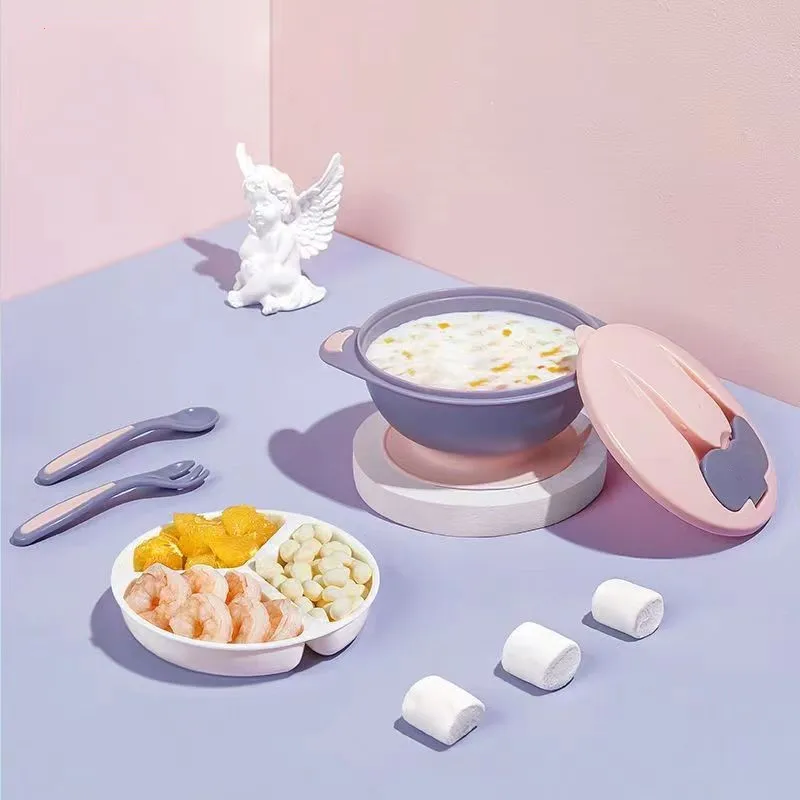 

Детская обеденная тарелка, чаша для кормления для малышей на первый этап, безопасные силиконовые чаши на присоске для малышей с ложкой, вилкой и крышкой