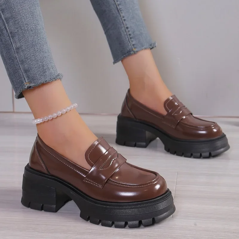 Shoes Female 2024 Fashion Slip-on Women's Loafers Sponge Bottom Autumn Mary Janes Round Toe Patent Leather Platform Shoes Ladies 4