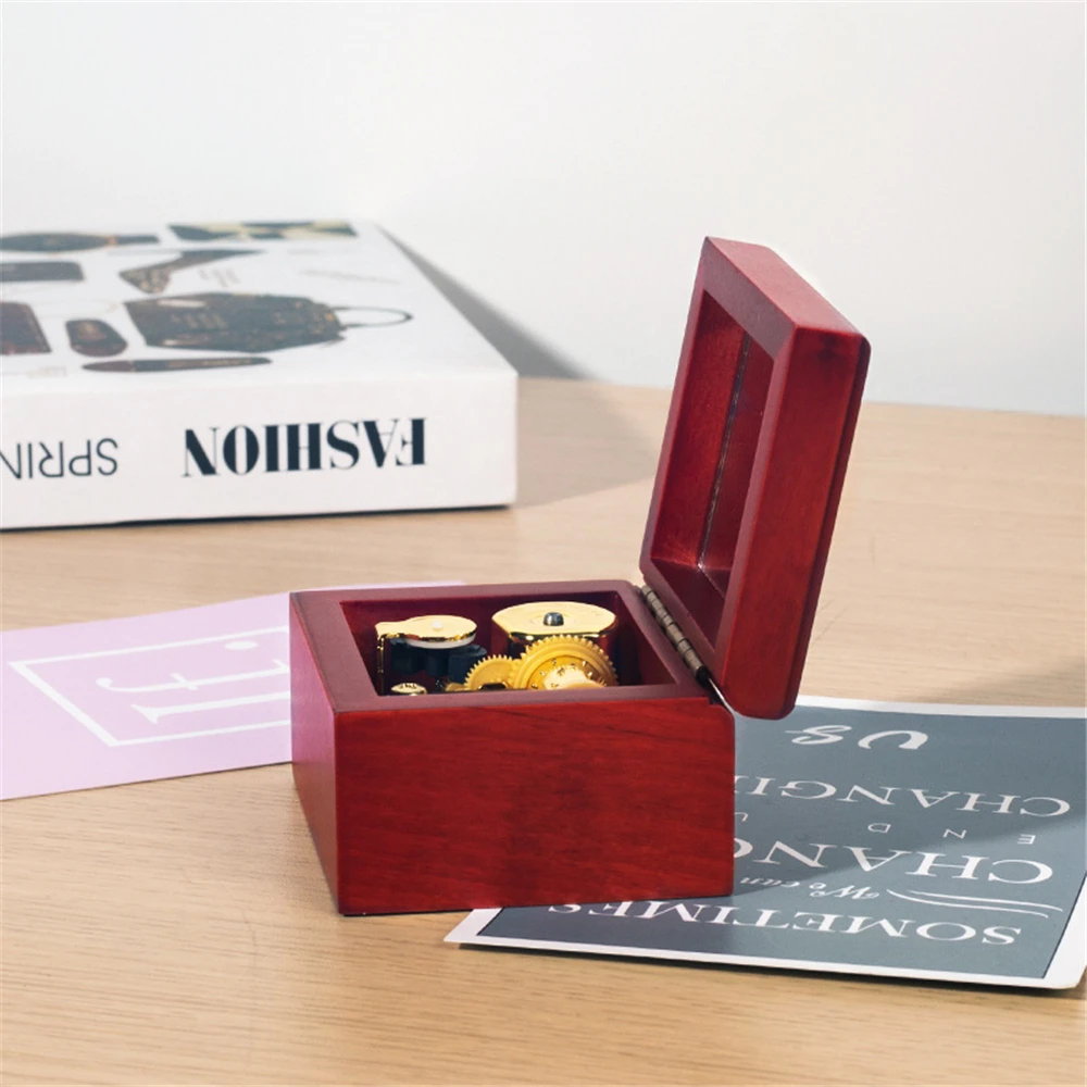 Wooden Vintage Music Box 18 Tones Wind-up Musical Box La Vie En Rose Over The Rainbow Jingle Bells Merry Go Round Birthday Gifts 3