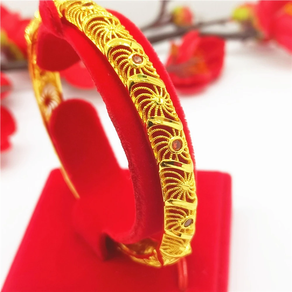 

Creative Pop Cubic Zircon Round Hidden Buckle Bracelet Bangle for Women Girl Yellow Gold Filled Fashion Sun Pattern Pretty G