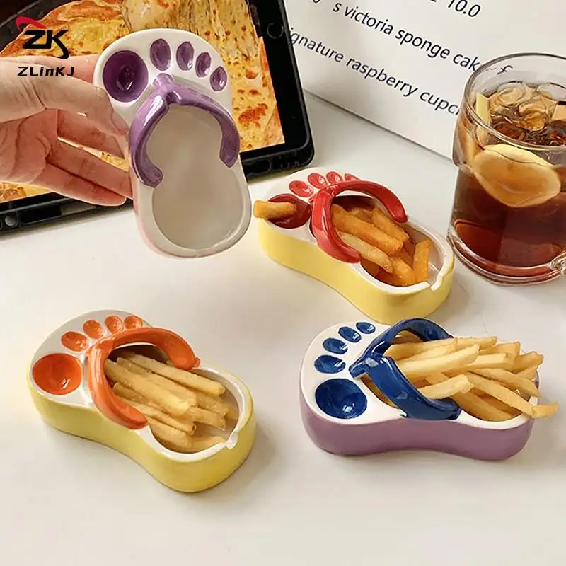 

Lovely Flip Flops Ketchup Soy Sauce Dipper Portable Ceramic Salad Saucer Dipping Bowl Cute Mini Snacks Plate Seasoning Container