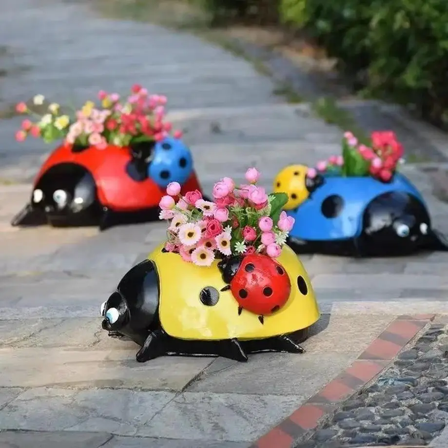 1 Pcs Outdoor Cartoon Animal Seven Star Ladybug Flower Pot Pottery Garden Decoration Landscape Sculpture Garden Ornament