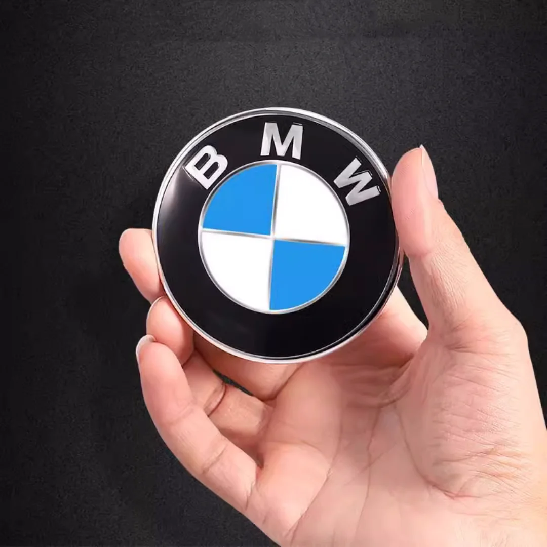 BMW 레이스 트랙용 전면 후드 엠블럼, 블랙 화이트 로고 81mm, 후면 배지 74mm, 휠 허브 캡 68mm, 56mm 스티어링 휠 스티커 46mm