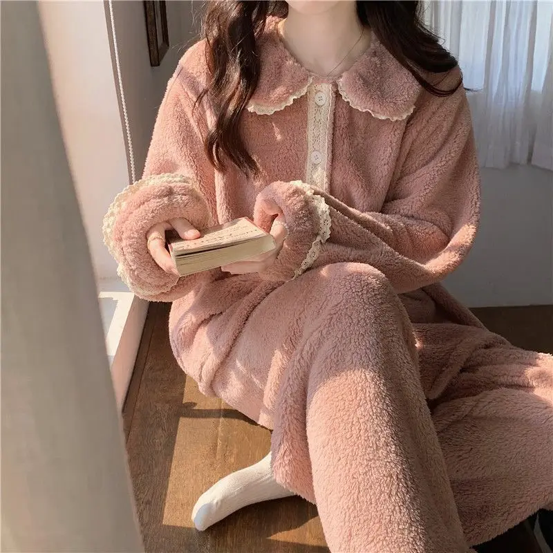 Pajama women's Fall/Winter coral velvet homewear flannel thickened winter giant size thermal set Can be worn outside Long sleeve