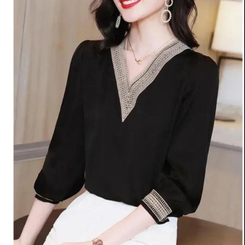 

2023 Elegant New V-neck Embroidery Hollow Out Dignified Shirt Summer Autumn Long Sleeve Solid Color Women's Clothing