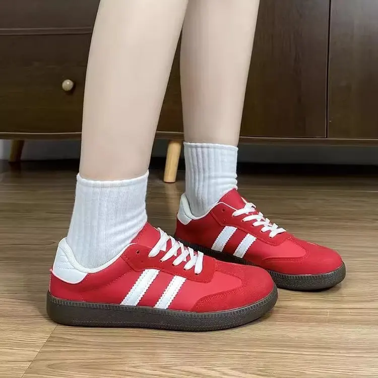 أحذية نسائية عصرية موديل 2025 بنعل مكتنز · شبكة خف...