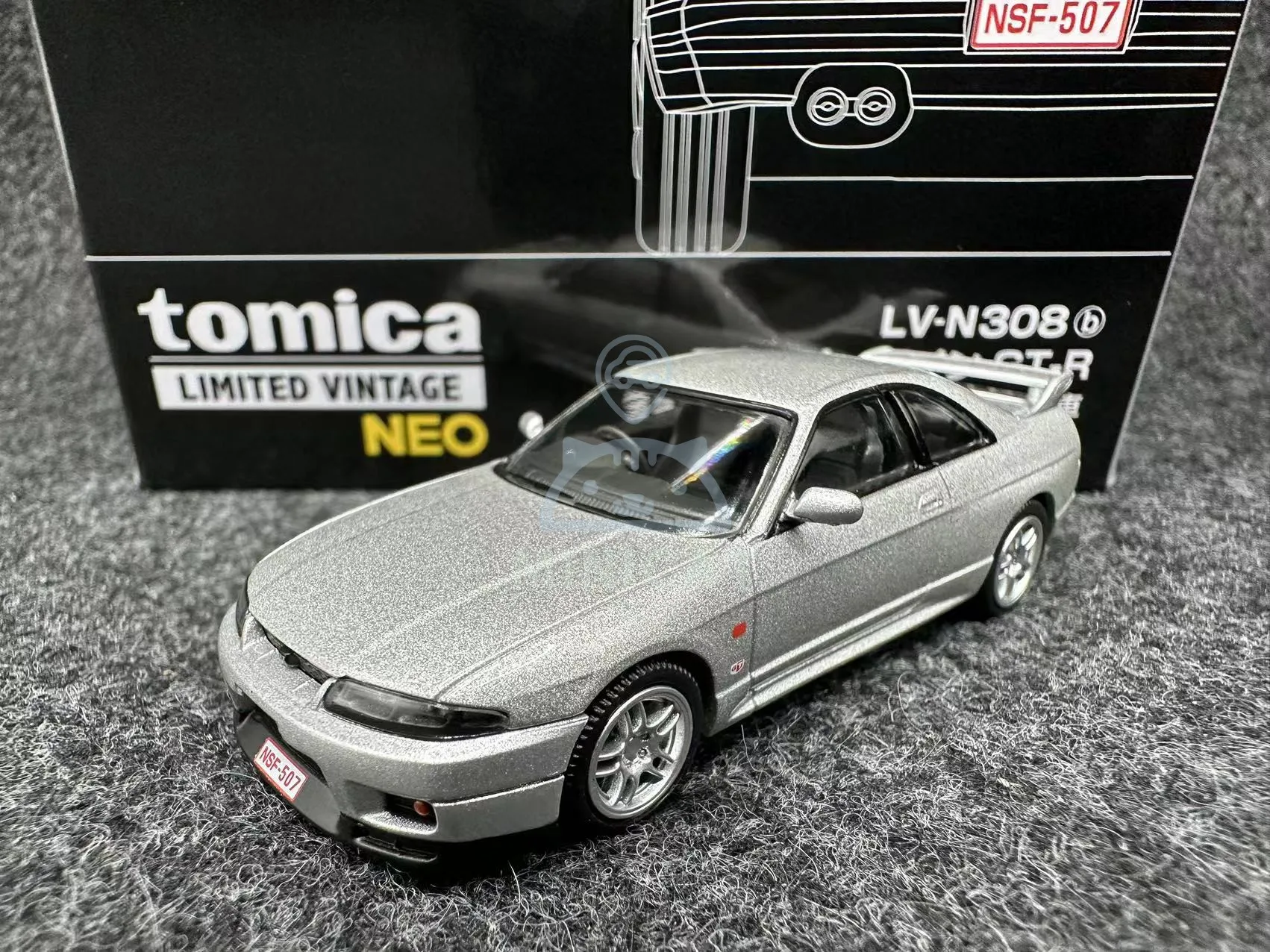 tomytec-1-64-tlv-lv-n308b-nissan-skyline-gt-r-r33-argent-modele-de-voiture-en-alliage-collection-cadeau