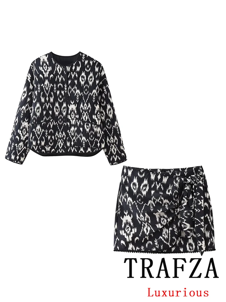 ترافزا-بذلة نسائية كلاسيكية مطبوعة غير رسمية ، بأكمام طويلة برقبة دائرية ، معاطف بصف واحد من الصدر ، تنورة صغيرة مستقيمة ، أطقم الربيع ، موضة جديدة ، 4 ترافزا-بذلة نسائية كلاسيكية مطبوعة غير رسمية ، بأكمام طويلة برقبة دائرية ، معاطف بصف واحد من الصدر ، تنورة صغيرة مستقيمة ، أطقم الربيع ، موضة جديدة ، 4