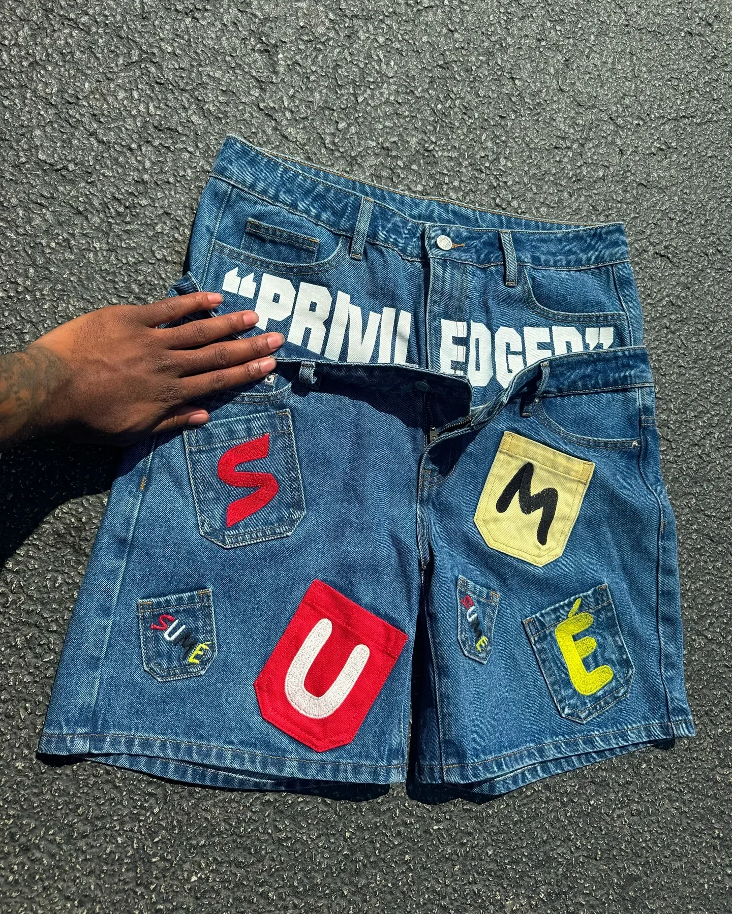 Men jeans denim shorts summer jeans shorts Y2K personalized fashion fake two-piece distressed denim shorts summer men's loose casual straight trendy five-point pants